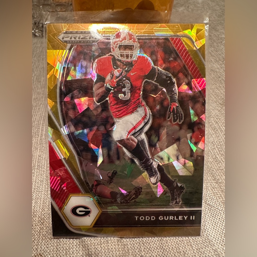Todd Gurley lot of 6. Some numbered and patch cards.